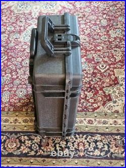 10 Pistol 20 Magazine DORO D2116-7W Heavy Duty Case Very Good Condition