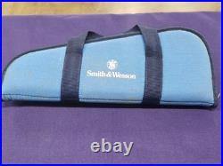 Bob Allen Smith & Wesson Blue Soft Pistol Case Size 18 Made in the USA Vintage