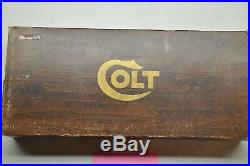 Colt #165 SAA Peacemaker 22/22mag 4.4 bbl Wood grain Styrofoam box