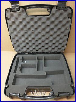 Doskosport / Plano hard shell plastic hand gun case (3)'SP ED FOUR PISTOL/ACC