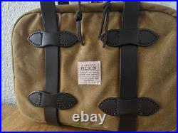 Filson Tin Cloth Pistol Case Tan Made in USA Very Rare Discontinued Filson Tin Cloth Pistol Case Tan Made in USA Very Rare Discontinued