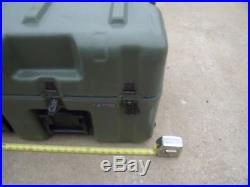 Green Hardigg Pelican Case Crush Proof Submergible 17X21X33 Storage Shipping Box