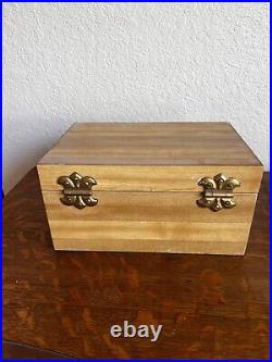 Hand-made Hand-crafted Wooden Gun Box With Key