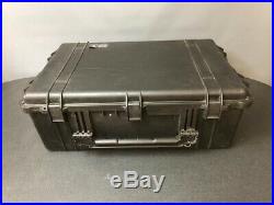 PELICAN 1650 Rolling Case for Camera and Hunting Gear