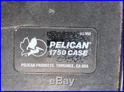 PELICAN 1750 Case Gun Storage/Shipping Container with foam
