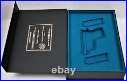 PISTOL GUN PRESENTATION CUSTOM DISPLAY CASE BOX for BERETTA 950 JETFIRE 6,35mm PISTOL GUN PRESENTATION CUSTOM DISPLAY CASE BOX for BERETTA 950 JETFIRE 6,35mm