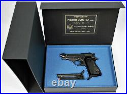 PISTOL GUN PRESENTATION CUSTOM DISPLAY CASE BOX for BERETTA m 71 JAGUAR. 22LR