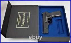 PISTOL GUN PRESENTATION CUSTOM DISPLAY CASE BOX for BROWNING HP-DAO or BDAO 9 mm PISTOL GUN PRESENTATION CUSTOM DISPLAY CASE BOX for BROWNING HP-DAO or BDAO 9 mm