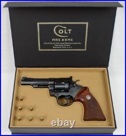 PISTOL GUN PRESENTATION CUSTOM DISPLAY CASE BOX for COLT TROOPER Mk III 4''. 357 PISTOL GUN PRESENTATION CUSTOM DISPLAY CASE BOX for COLT TROOPER Mk III 4''. 357