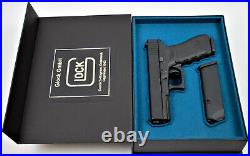 PISTOL GUN PRESENTATION CUSTOM DISPLAY CASE BOX for GLOCK 17 Gen. 3 cal. 9x19 mm