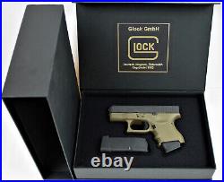 PISTOL GUN PRESENTATION CUSTOM DISPLAY CASE BOX for GLOCK 26 cal. 9mm + 2 ammo PISTOL GUN PRESENTATION CUSTOM DISPLAY CASE BOX for GLOCK 26 cal. 9mm + 2 ammo