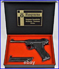 PISTOL GUN PRESENTATION CUSTOM DISPLAY CASE BOX for HUSQVARNA M40 M1940 Lahti
