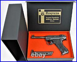 PISTOL GUN PRESENTATION CUSTOM DISPLAY CASE BOX for HUSQVARNA M40 M1940 Lahti