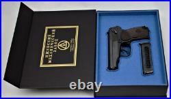 PISTOL GUN PRESENTATION CUSTOM DISPLAY CASE BOX for MAKAROV PM USSR 9 mm IZHEVSK PISTOL GUN PRESENTATION CUSTOM DISPLAY CASE BOX for MAKAROV PM USSR 9 mm IZHEVSK