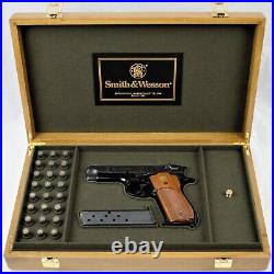 PISTOL GUN PRESENTATION CUSTOM DISPLAY CASE BOX for SMITH & WESSON model 39-2