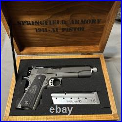 PISTOL GUN PRESENTATION CUSTOM DISPLAY CASE BOX for The SPRINGFIELD ARMORY m1911