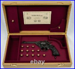 PISTOL GUN PRESENTATION CUSTOM DISPLAY CASE BOX for WEBLEY & SCOTT Mk IV cal. 38