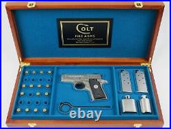 PISTOL GUN PRESENTATION CUSTOM DISPLAY CASE for COLT MUSTANG. 380 Mk 4 Series 80