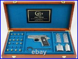 PISTOL GUN PRESENTATION CUSTOM DISPLAY CASE for COLT MUSTANG. 380 Mk 4 Series 80