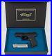 PISTOL_GUN_PRESENTATION_DISPLAY_CUSTOM_CASE_BOX_for_WALTHER_P22_cal_22LR_01_zzp