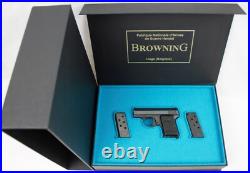 PISTOL PRESENTATION CUSTOM DISPLAY CASE BOX for BROWNING BABY cal. 6,35.25 acp PISTOL PRESENTATION CUSTOM DISPLAY CASE BOX for BROWNING BABY cal. 6,35.25 acp