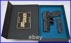 PISTOL PRESENTATION CUSTOM DISPLAY CASE BOX for SIG SAUER P225 cal. 9mm Para