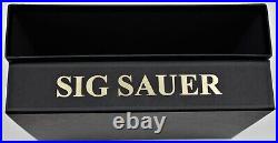 PISTOL PRESENTATION CUSTOM DISPLAY CASE BOX for SIG SAUER P225 cal. 9mm Para