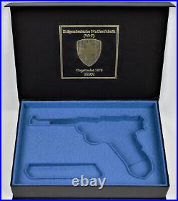 PISTOL PRESENTATION CUSTOM DISPLAY CASE BOX for SWISS W+F LUGER P06 4 3/4 7,65