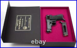 PISTOL PRESENTATION DISPLAY CASE BOX for BERETTA m1934 cal. 9mm. 380 after war PISTOL PRESENTATION DISPLAY CASE BOX for BERETTA m1934 cal. 9mm. 380 after war