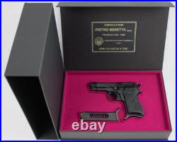 PISTOL PRESENTATION DISPLAY CASE BOX for BERETTA m1934 cal. 9mm. 380 after war PISTOL PRESENTATION DISPLAY CASE BOX for BERETTA m1934 cal. 9mm. 380 after war