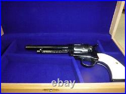 PRESENTATION Gun Display Case LARGE Oak Handgun S/A Revolver Box