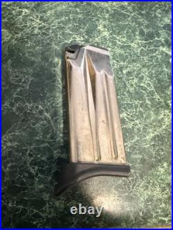 Para-Ordance P10 hard factory gun case with grips, grip extender, 10 round clip