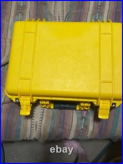 Pelican 1500 case with blue 5 handgun gun insert as pictured Pelican 1500 case with blue 5 handgun gun insert as pictured