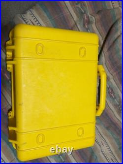 Pelican 1500 case with blue 5 handgun gun insert as pictured Pelican 1500 case with blue 5 handgun gun insert as pictured