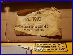 Ruger Blackhawk. 41 Magnum Revolver Empty Box 4 5/8-Inch Barrel cat no BN41