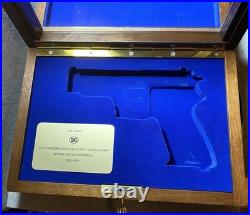 Sig 125 Jahre Presentation/Collector Gun Case, Mahogany, Plexi Glass withKey