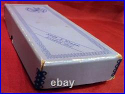 Smith & Wesson vintage 2-Piece silver cardboard box Smith & Wesson vintage 2-Piece silver cardboard box