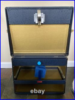 Vintage 5 Handgun Range Hard Case with Lock & Key by General Luggage Vintage 5 Handgun Range Hard Case with Lock & Key by General Luggage