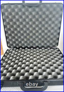 Vintage Doskocil LARGE 18' GUN GUARD HARD SIDED Foam Lined Case BLACK Gator RARE