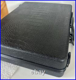 Vintage Doskocil LARGE 18' GUN GUARD HARD SIDED Foam Lined Case BLACK Gator RARE