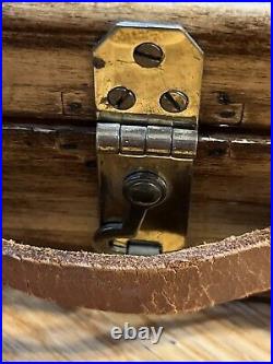 Vintage Or Antique Wood Pistol Display Case Box 12.5 X 9.5 X 3 Vintage Or Antique Wood Pistol Display Case Box 12.5 X 9.5 X 3