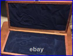 Vintage Smith & Wesson Mahogany 2 Handgun Lined Display Case USA Very Rare! Nice