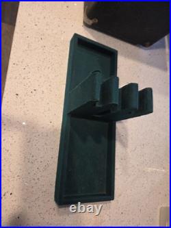 Vintage deluxe 2 gun storage with2 gun stand case including sportscope 9x50 spot s