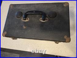 Vintage deluxe 2 gun storage with2 gun stand case including sportscope 9x50 spot s