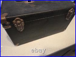 Vintage deluxe 2 gun storage with2 gun stand case including sportscope 9x50 spot s